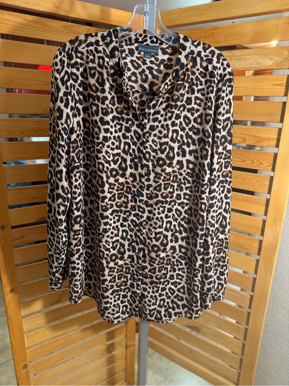 BOLD elements Leopard Print V-Neck Long Sleeve Blouse - Tan & Black